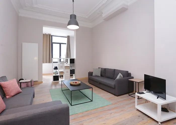Parlamentarium Apartment
