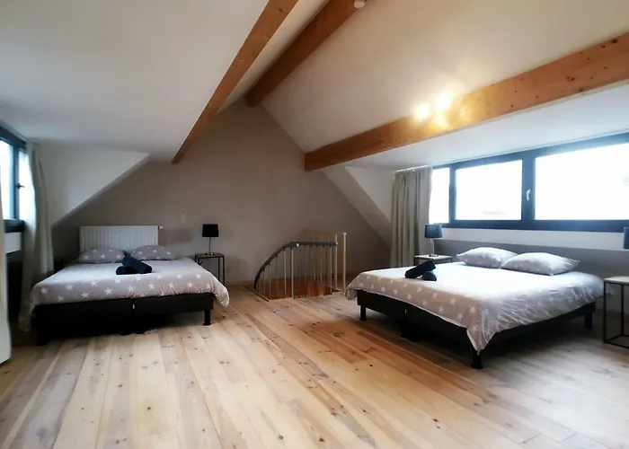 Parlamentarium Apartment